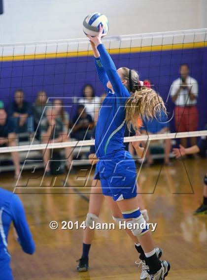 Thumbnail 1 in Xavier College Prep vs. Marymount (Durango Fall Classic) photogallery.