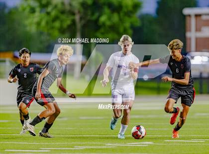 Thumbnail 2 in Lumberton vs. Hargrave (UIL 4A Soccer Region 3 & 4 Regional Quarters) photogallery.