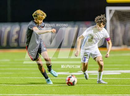 Thumbnail 2 in Lumberton vs. Hargrave (UIL 4A Soccer Region 3 & 4 Regional Quarters) photogallery.