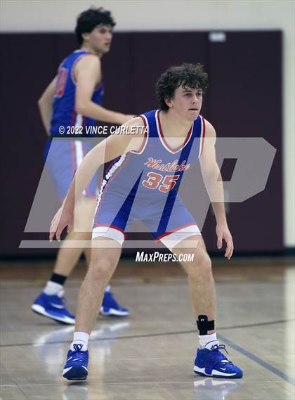 Thumbnail 3 in Westlake vs. Wagner (UIL 6A Area Playoff) photogallery.