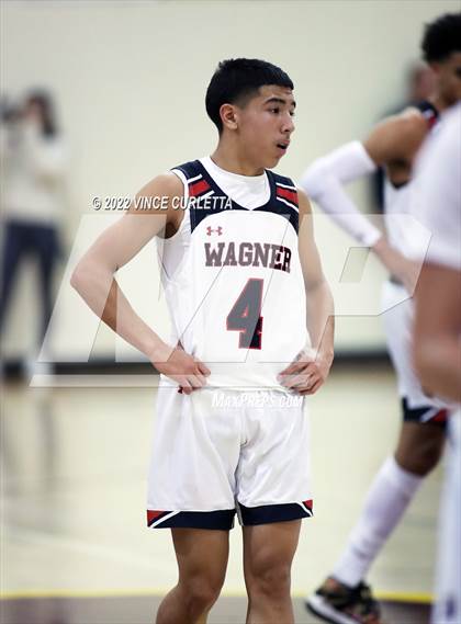 Thumbnail 3 in Westlake vs. Wagner (UIL 6A Area Playoff) photogallery.