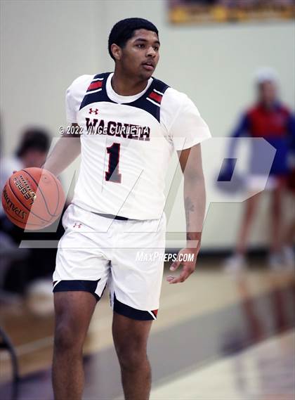 Thumbnail 3 in Westlake vs. Wagner (UIL 6A Area Playoff) photogallery.