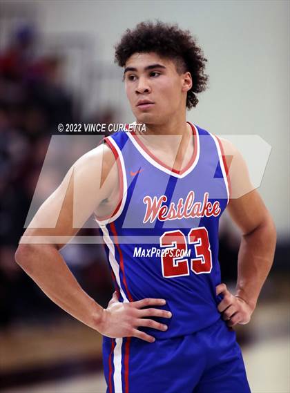 Thumbnail 2 in Westlake vs. Wagner (UIL 6A Area Playoff) photogallery.