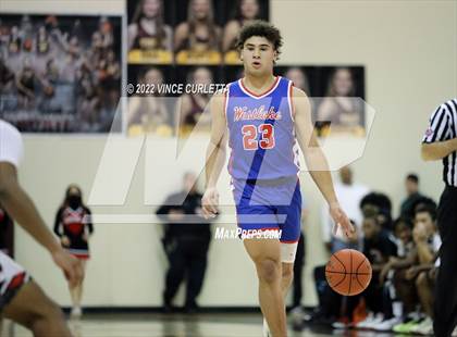 Thumbnail 2 in Westlake vs. Wagner (UIL 6A Area Playoff) photogallery.