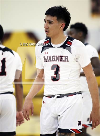 Thumbnail 3 in Westlake vs. Wagner (UIL 6A Area Playoff) photogallery.