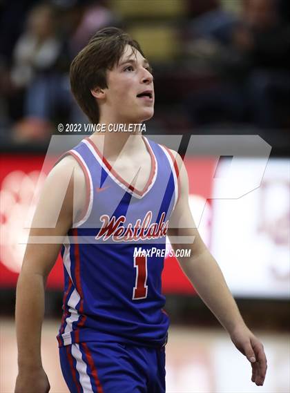 Thumbnail 3 in Westlake vs. Wagner (UIL 6A Area Playoff) photogallery.
