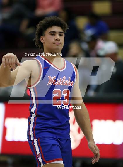 Thumbnail 3 in Westlake vs. Wagner (UIL 6A Area Playoff) photogallery.