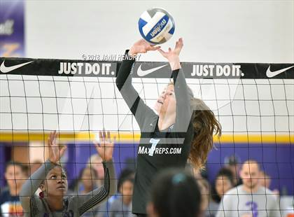 Thumbnail 2 in Rancho Cucamonga vs. Mercy (Durango Fall Classic) photogallery.