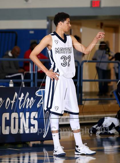 Thumbnail 1 in Muir vs. Mayfair (Cavalier Classic) photogallery.