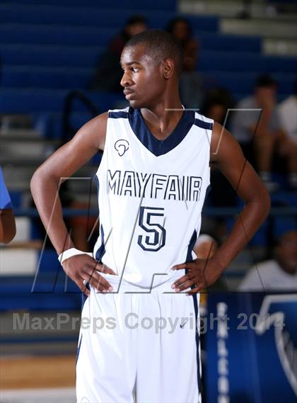 Thumbnail 3 in Muir vs. Mayfair (Cavalier Classic) photogallery.