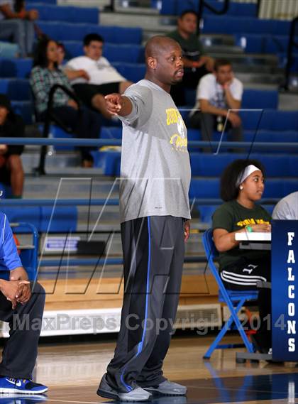 Thumbnail 1 in Muir vs. Mayfair (Cavalier Classic) photogallery.