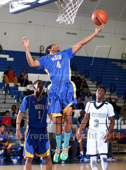 Thumbnail 2 in Muir vs. Mayfair (Cavalier Classic) photogallery.