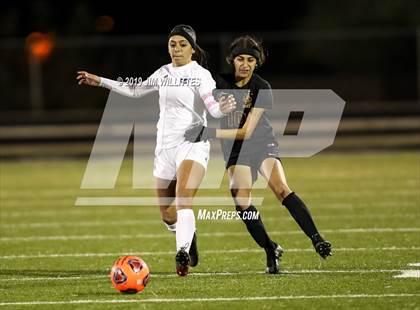 Thumbnail 1 in Catalina Foothills vs. Salpointe Catholic (AIA 4A Final)  photogallery.