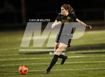 Thumbnail 1 in Catalina Foothills vs. Salpointe Catholic (AIA 4A Final)  photogallery.