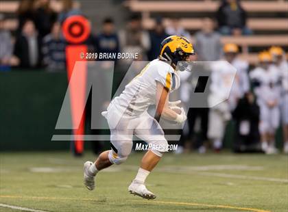 Thumbnail 1 in Bellevue vs Eastside Catholic (WIAA 3A Quarterfinal) photogallery.