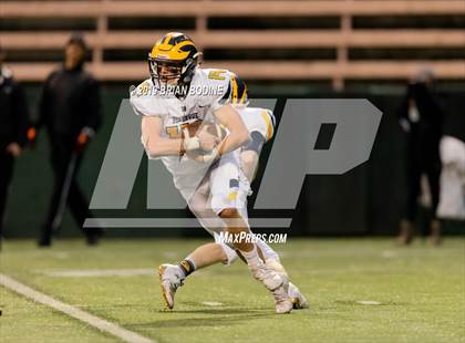 Thumbnail 2 in Bellevue vs Eastside Catholic (WIAA 3A Quarterfinal) photogallery.