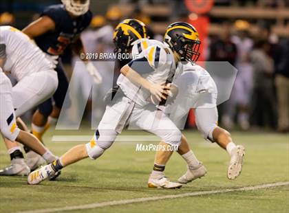 Thumbnail 3 in Bellevue vs Eastside Catholic (WIAA 3A Quarterfinal) photogallery.