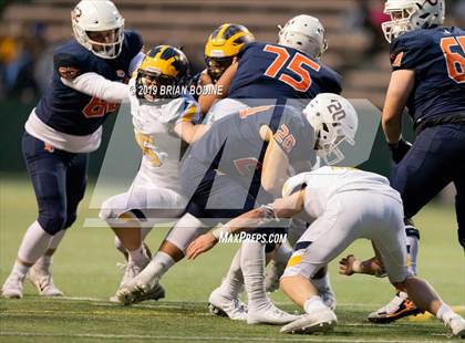 Thumbnail 2 in Bellevue vs Eastside Catholic (WIAA 3A Quarterfinal) photogallery.
