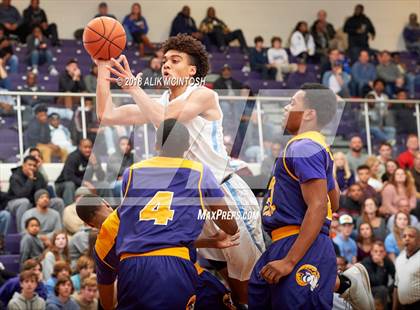 Thumbnail 2 in Panther Creek vs. Word of God Christian Academy (John Wall Holiday Invitational) photogallery.