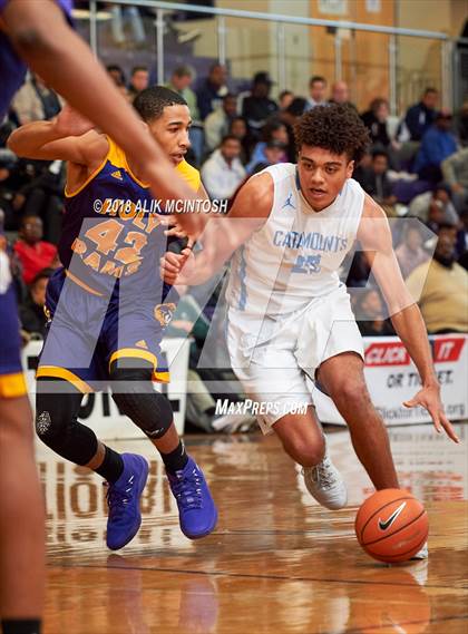 Thumbnail 2 in Panther Creek vs. Word of God Christian Academy (John Wall Holiday Invitational) photogallery.