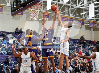Thumbnail 2 in Panther Creek vs. Word of God Christian Academy (John Wall Holiday Invitational) photogallery.