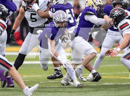 Thumbnail 1 in Hannibal vs. Kearney (MSHSAA Class 4 Final) photogallery.