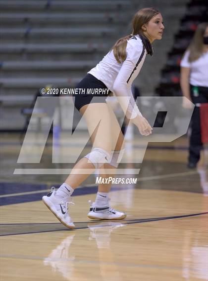 Thumbnail 3 in Midlothian vs Forney Playoff 5A Bi-District photogallery.