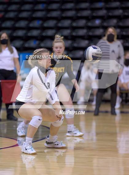 Thumbnail 1 in Midlothian vs Forney Playoff 5A Bi-District photogallery.