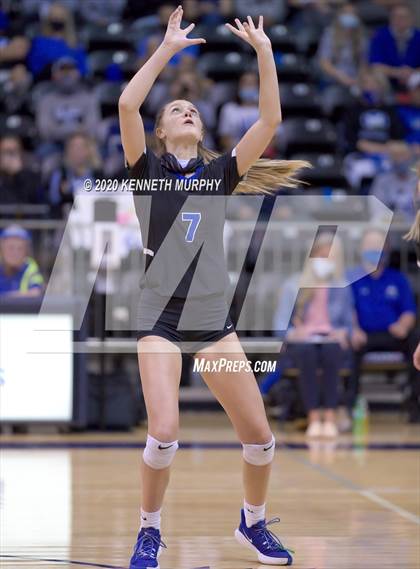 Thumbnail 3 in Midlothian vs Forney Playoff 5A Bi-District photogallery.