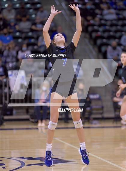 Thumbnail 2 in Midlothian vs Forney Playoff 5A Bi-District photogallery.