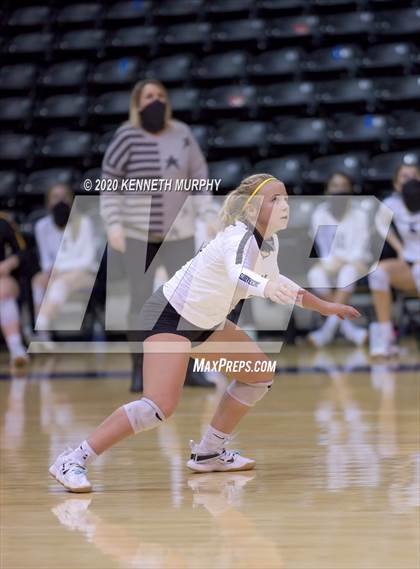 Thumbnail 1 in Midlothian vs Forney Playoff 5A Bi-District photogallery.