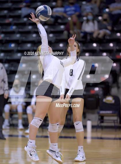 Thumbnail 2 in Midlothian vs Forney Playoff 5A Bi-District photogallery.
