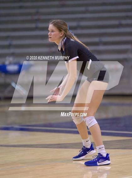 Thumbnail 1 in Midlothian vs Forney Playoff 5A Bi-District photogallery.