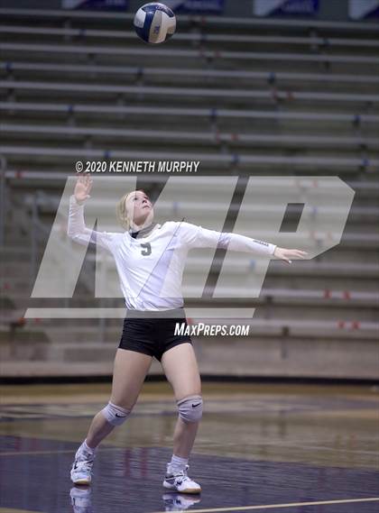 Thumbnail 3 in Midlothian vs Forney Playoff 5A Bi-District photogallery.