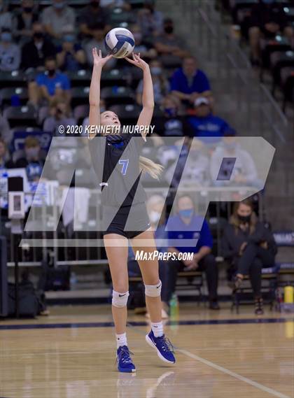 Thumbnail 1 in Midlothian vs Forney Playoff 5A Bi-District photogallery.
