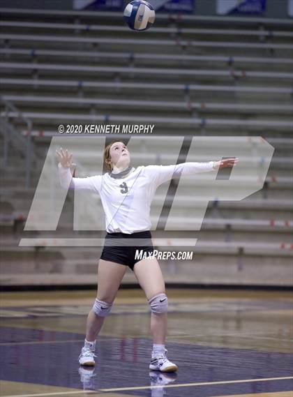 Thumbnail 2 in Midlothian vs Forney Playoff 5A Bi-District photogallery.