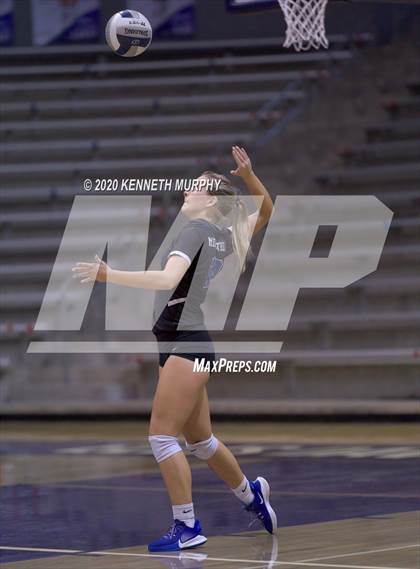 Thumbnail 3 in Midlothian vs Forney Playoff 5A Bi-District photogallery.