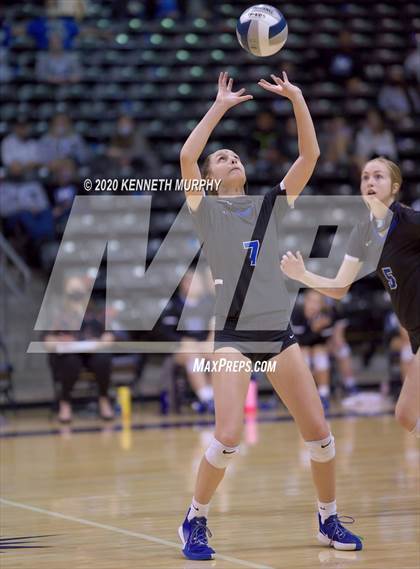Thumbnail 2 in Midlothian vs Forney Playoff 5A Bi-District photogallery.