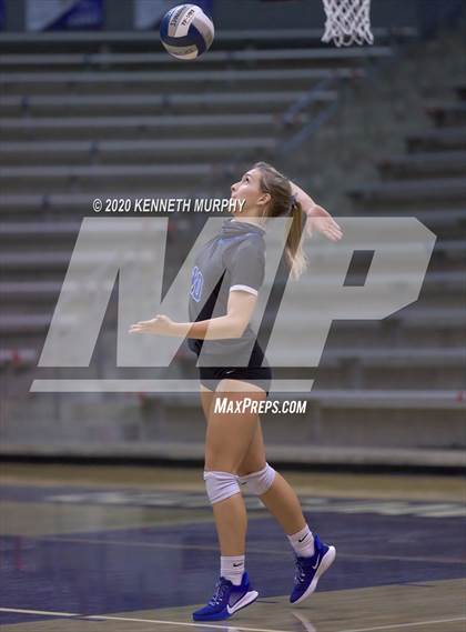 Thumbnail 3 in Midlothian vs Forney Playoff 5A Bi-District photogallery.