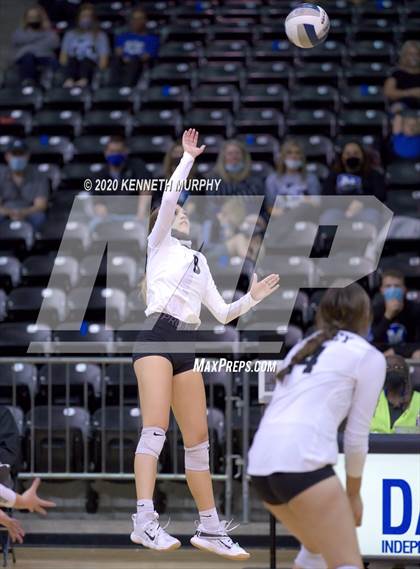 Thumbnail 2 in Midlothian vs Forney Playoff 5A Bi-District photogallery.