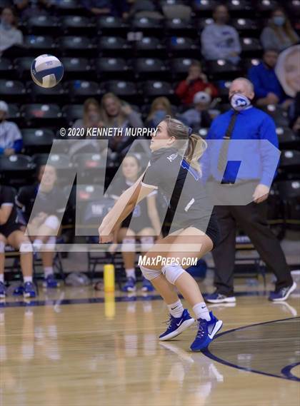 Thumbnail 3 in Midlothian vs Forney Playoff 5A Bi-District photogallery.