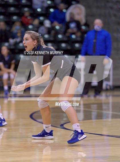 Thumbnail 2 in Midlothian vs Forney Playoff 5A Bi-District photogallery.
