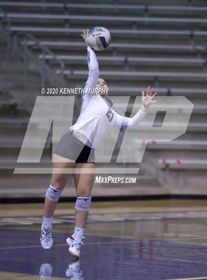 Thumbnail 1 in Midlothian vs Forney Playoff 5A Bi-District photogallery.
