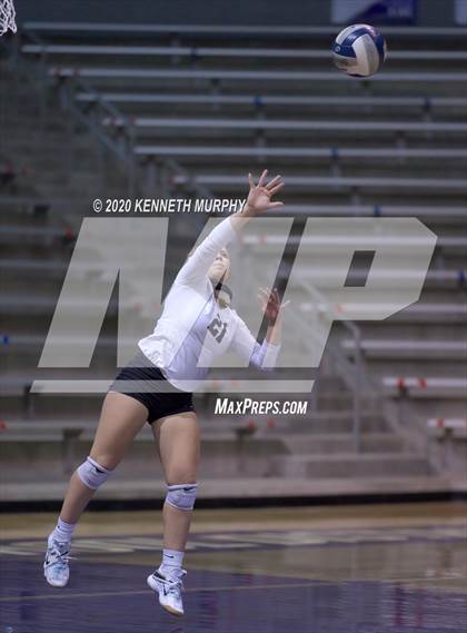 Thumbnail 2 in Midlothian vs Forney Playoff 5A Bi-District photogallery.
