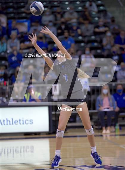 Thumbnail 2 in Midlothian vs Forney Playoff 5A Bi-District photogallery.