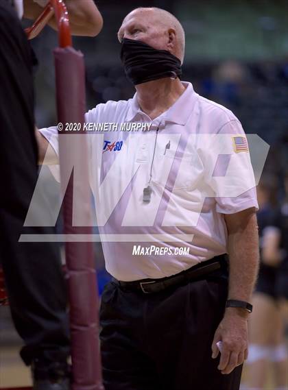 Thumbnail 3 in Midlothian vs Forney Playoff 5A Bi-District photogallery.