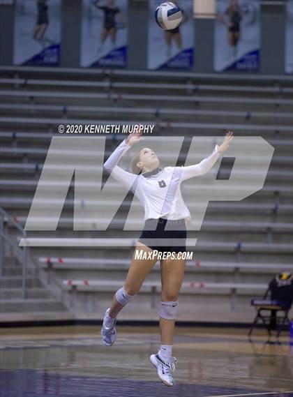 Thumbnail 1 in Midlothian vs Forney Playoff 5A Bi-District photogallery.