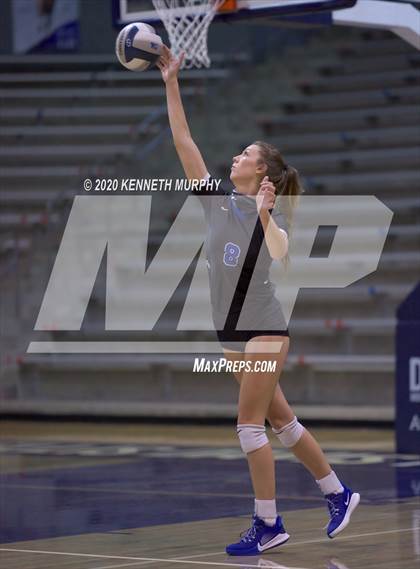Thumbnail 1 in Midlothian vs Forney Playoff 5A Bi-District photogallery.