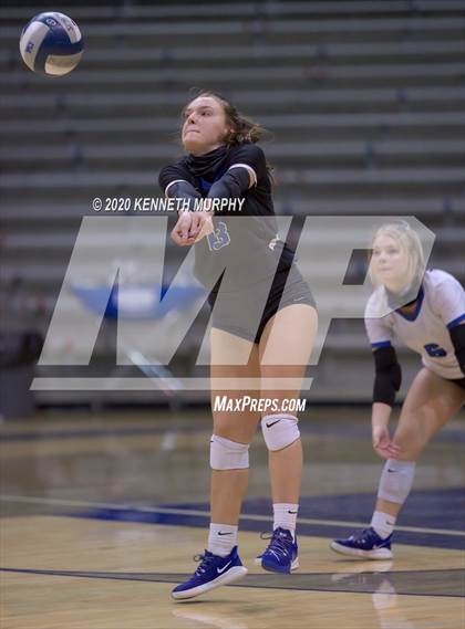 Thumbnail 3 in Midlothian vs Forney Playoff 5A Bi-District photogallery.
