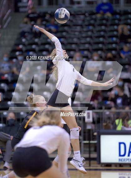Thumbnail 1 in Midlothian vs Forney Playoff 5A Bi-District photogallery.